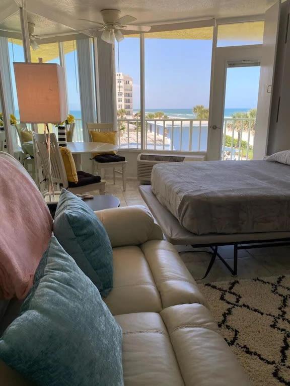 Beach Blessed - Sea View At Symphony Beach Club Ormond Beach Buitenkant foto